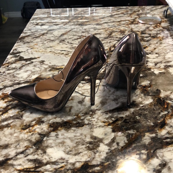 Shoes - Picture 3 of 3